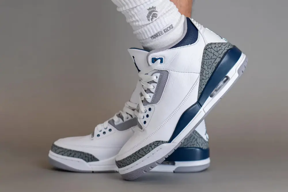 Giày Nike Air Jordan 3 Retro Midnight Navy CT8532-140 - Ảnh 4