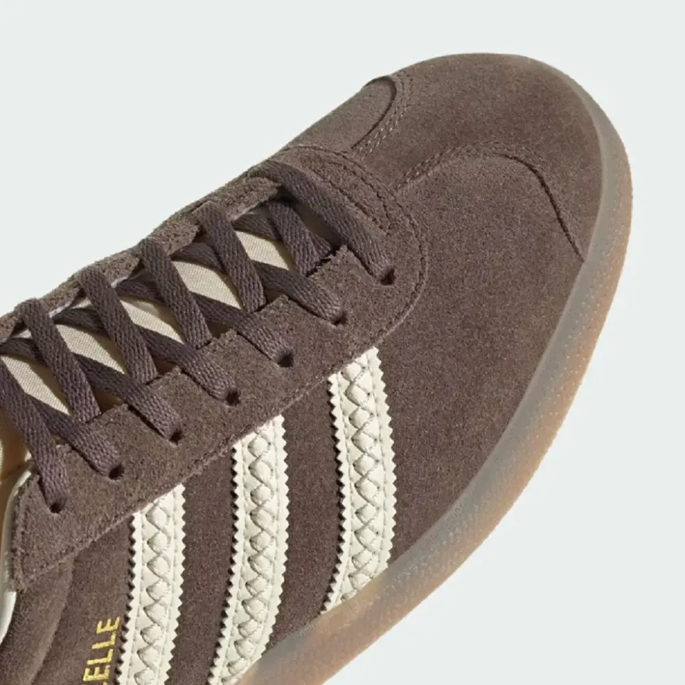 Giày Adidas Gazelle Earth Strata Cream White IE3693 - Ảnh 5