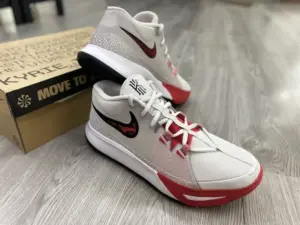 Alternative view of Giày Nike Kyrie Flytrap 6 ‘Grey Red’ DM1126-002