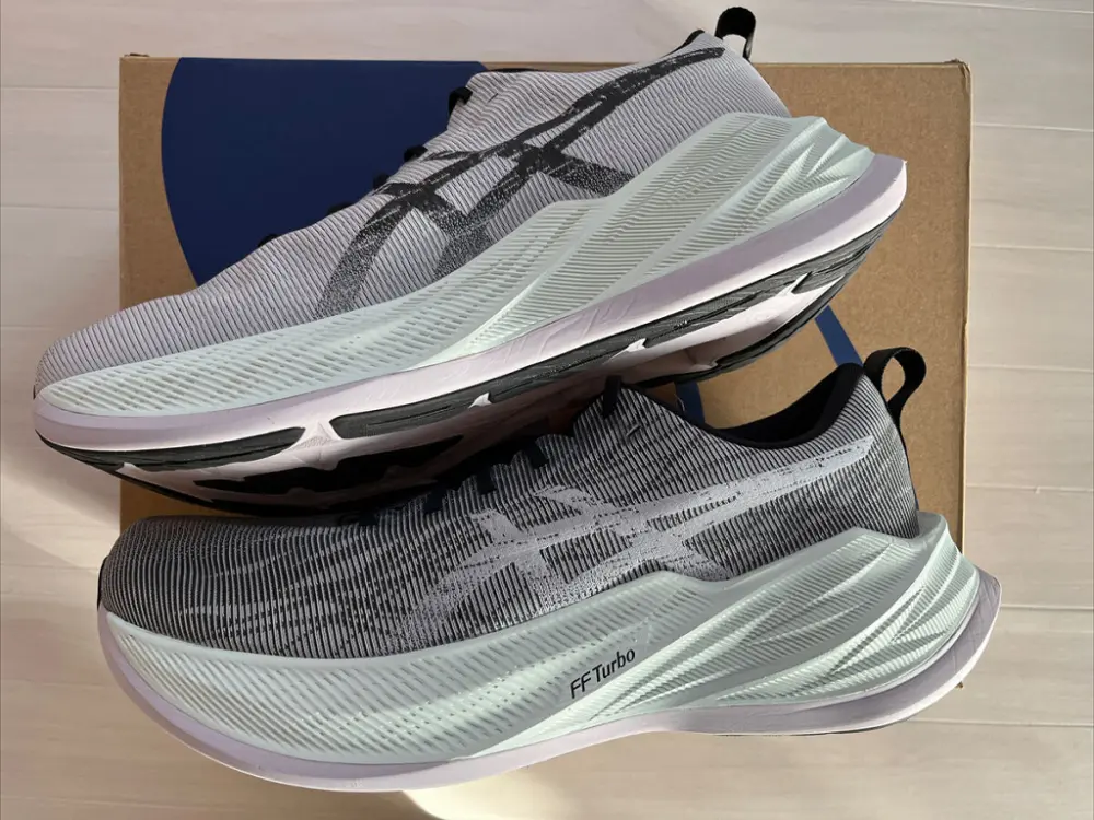 Alternative view of Giày Asics Superblast "Black Lilac Hint" 1013A127-101