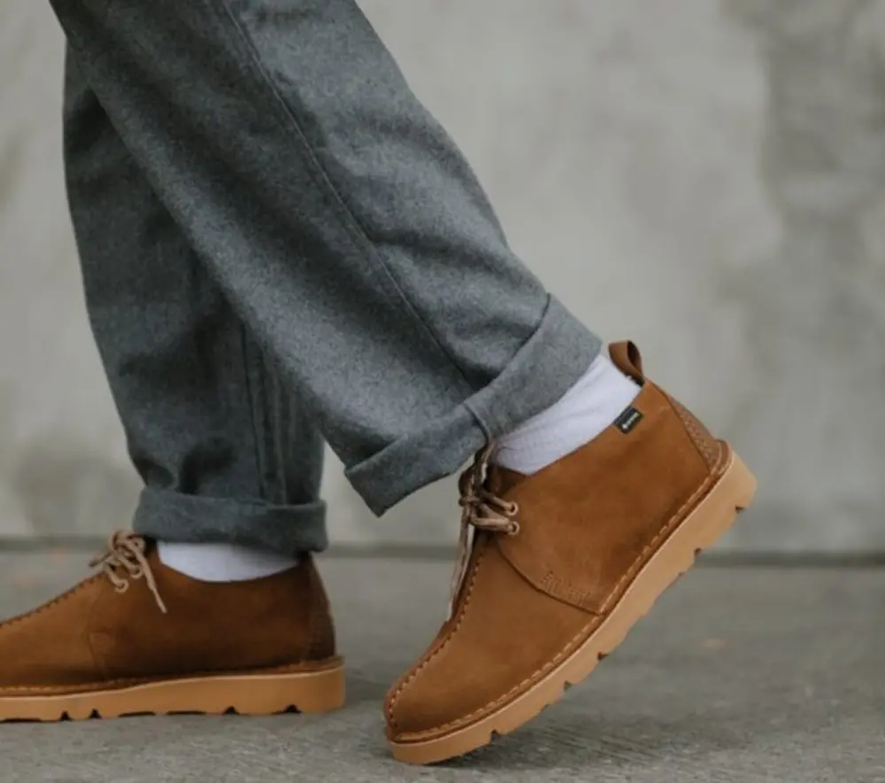 Alternative view of Giày Clarks Desert Trek GTX ‘Tan Suede’ 261-67869