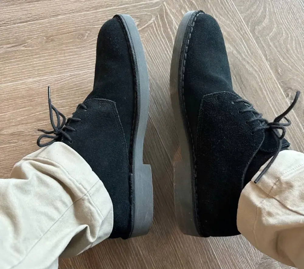 Alternative view of Giày Clarks Leather and Breathable Casual Black 261667757