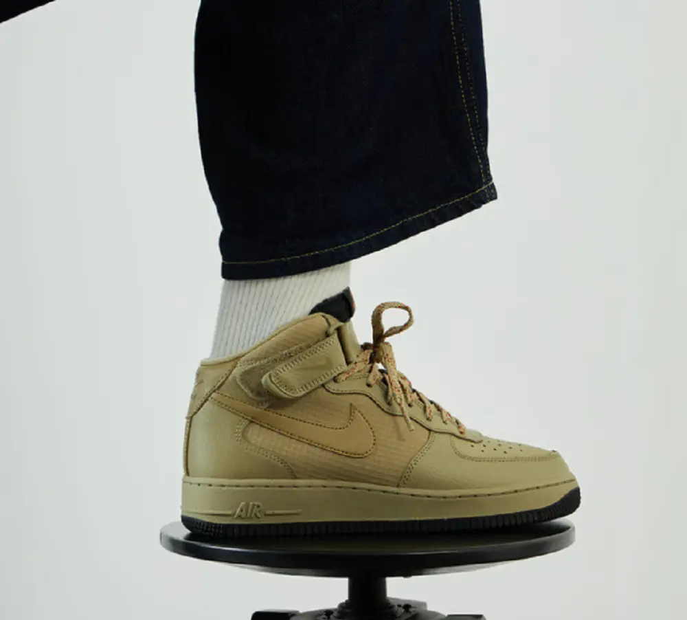 Alternative view of Giày Nike Air Force 1 Mid '07 'Khaki Black Nylon' FB8881-200