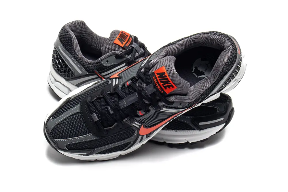 Giày Nike Air Zoom Vomero 5 'Black Picante Red' FB9149-001 - Ảnh 3