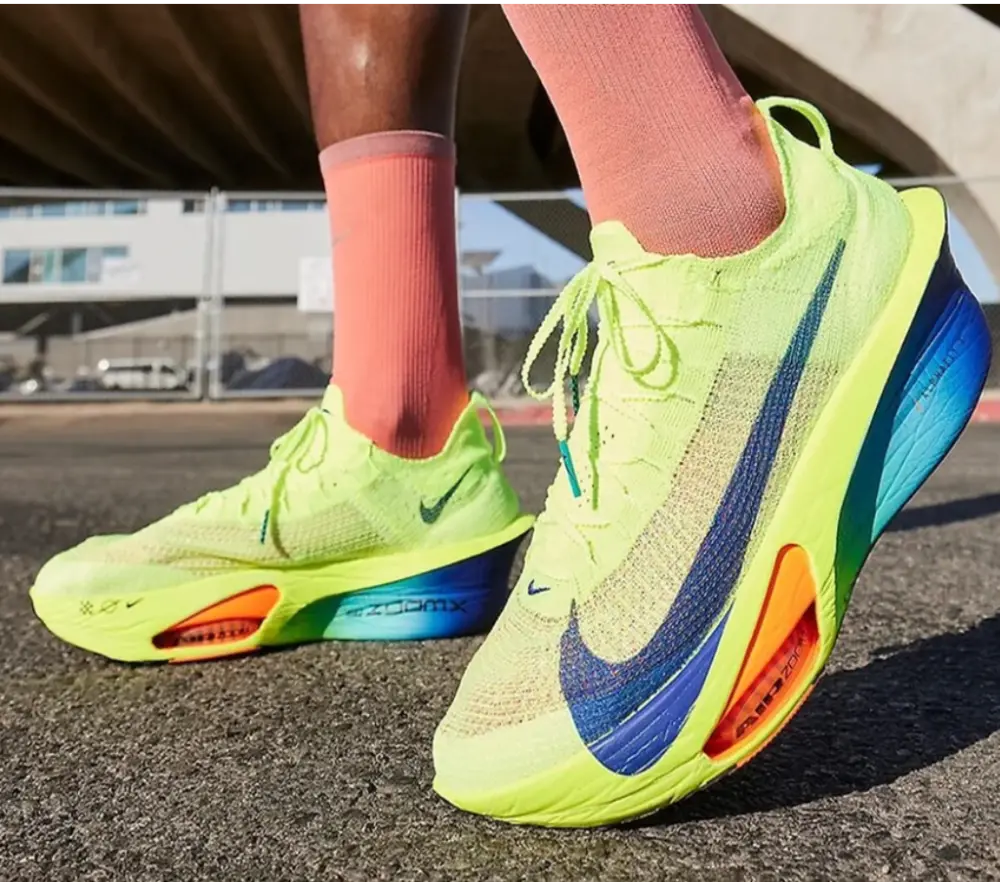 Alternative view of Giày Nike Air Zoom Alphafly NEXT% 3 'Volt' FD8315-700