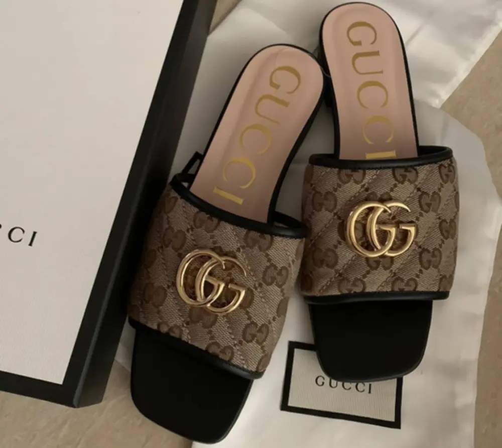 Dép Gucci Women’s GG Matelassé Canvas Slide Sandal 619893-KQWM0-9765 - Ảnh 4
