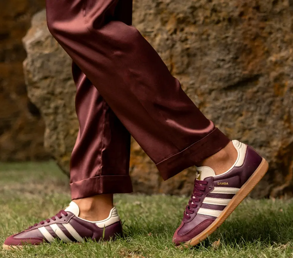 Alternative view of Giày Adidas Samba OG ‘Maroon’ ID0477