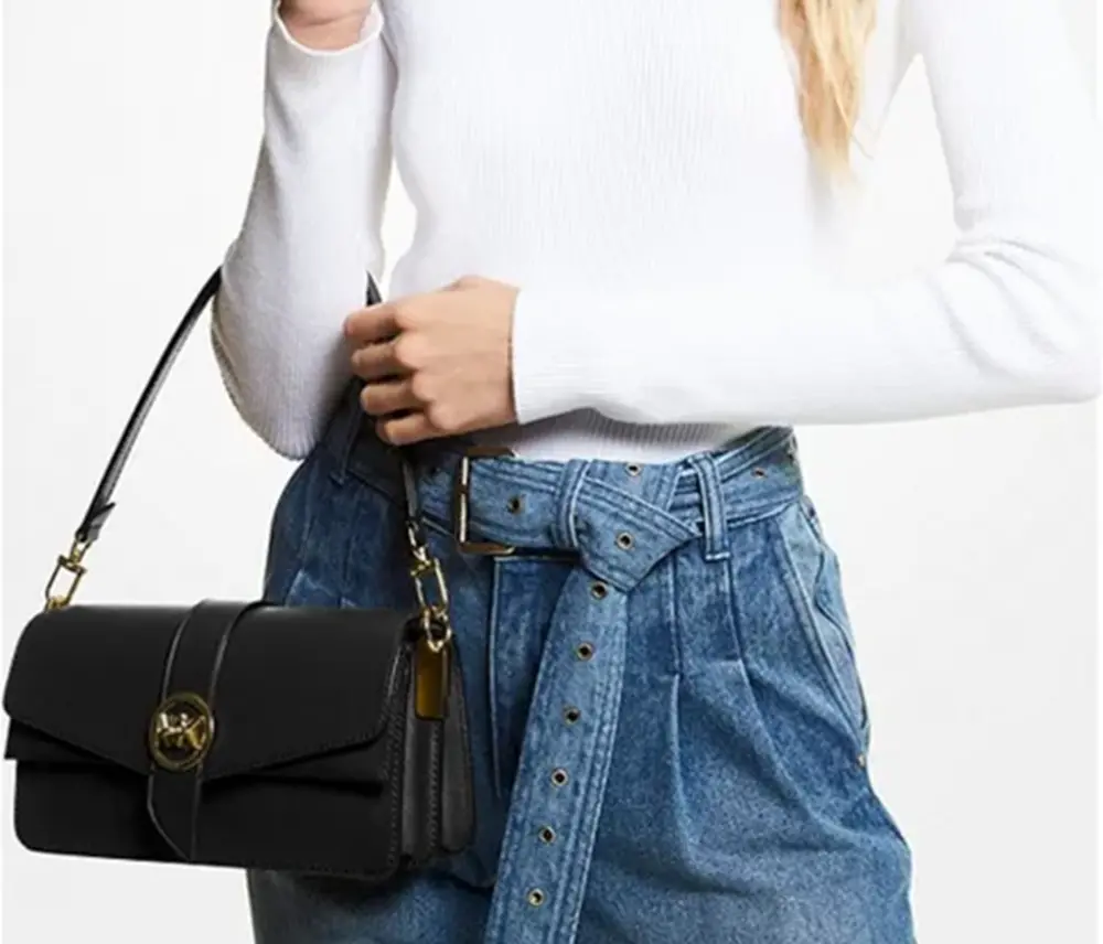 Túi Michael Kors Greenwich Medium Saffiano Leather 'Black' 30H1GGRL2L-001 - Ảnh 3