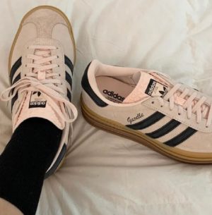 Alternative view of Giày Adidas Gazelle Bold Wonder Quartz Black Gum IE0429