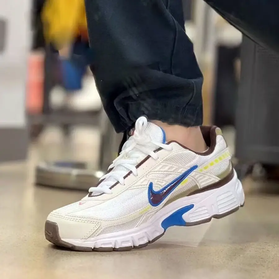 Alternative view of Giày Nike Initiator 'White Neon Blue' FN3443-121