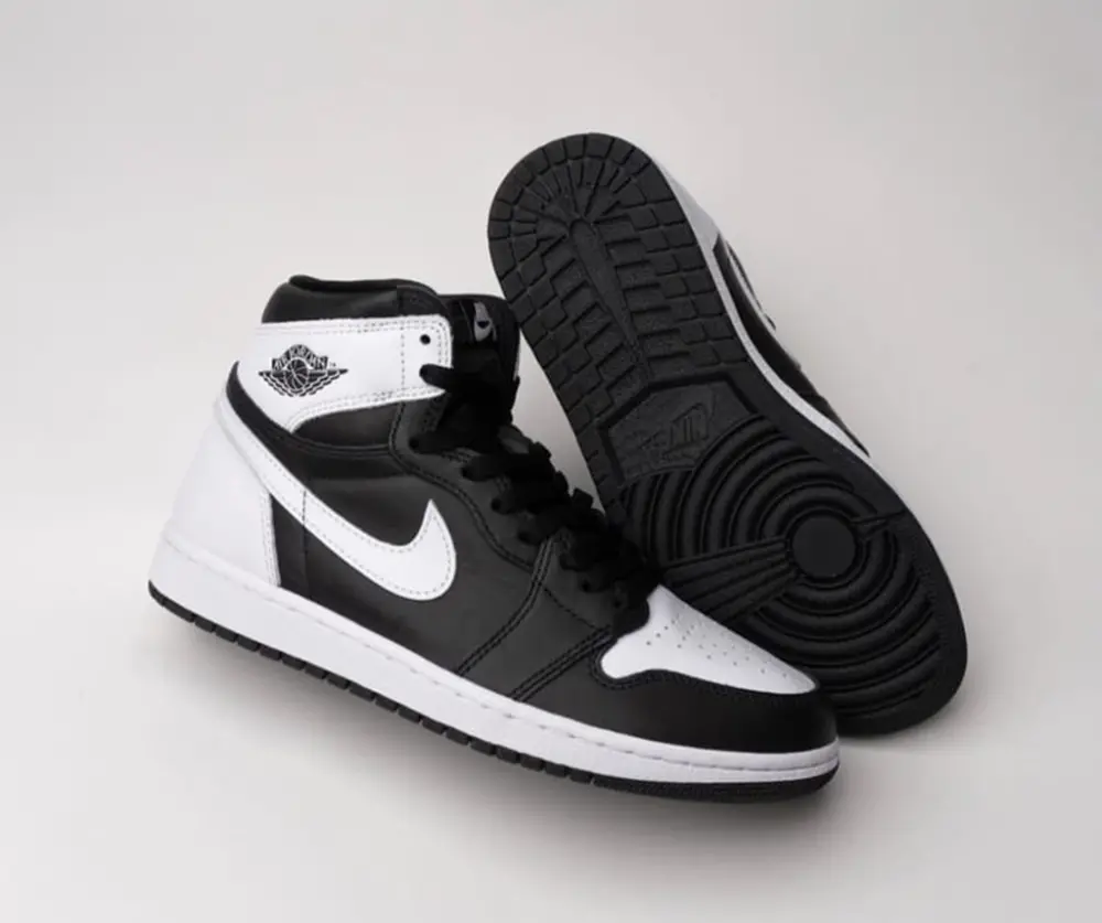 Giày Nike Jordan 1 Retro High OG Black White FD1437-010 - Ảnh 5