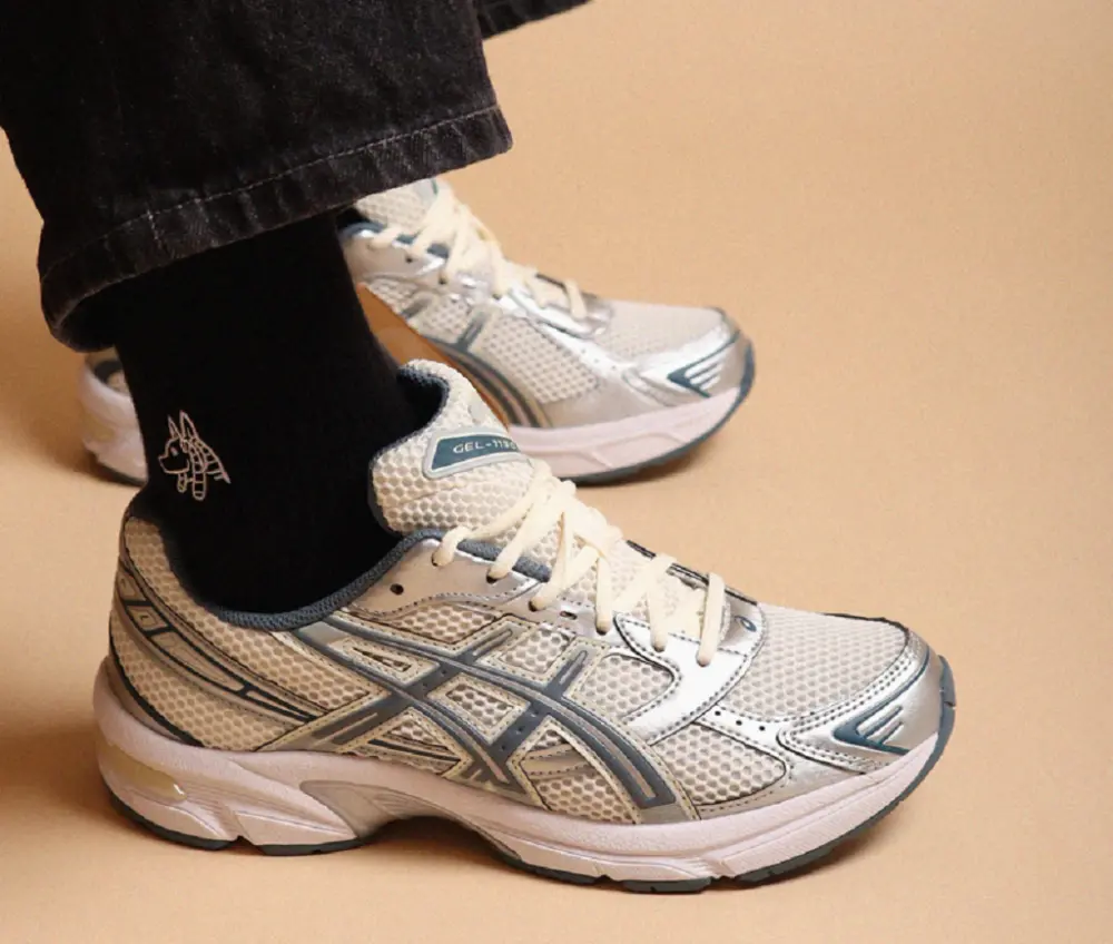 Alternative view of Giày Asics Gel-1130 White Shark Skin 1201A256-116