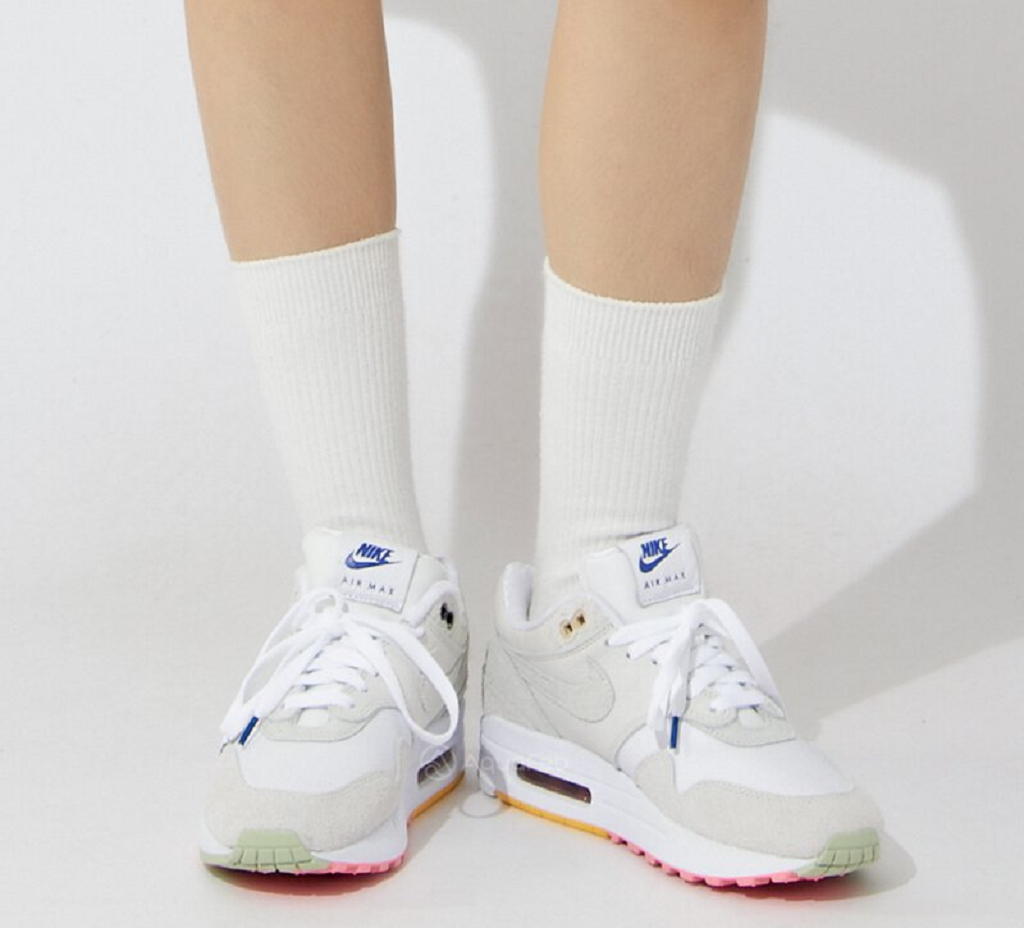 Giày Nike Air Max 1 Pom Pom Polka Dots FB4959-121 - Ảnh 2