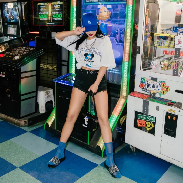 Dép MLB Slide X Disney Yankee Black 32SHHK011-50L - Ảnh 4