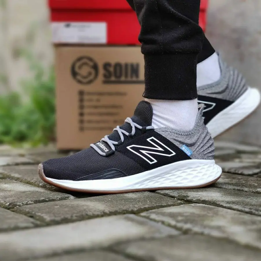 Giày New Balance Fresh Foam Roav ‘Tee Shirt Black Light Aluminum’ MROAVTK - Ảnh 4