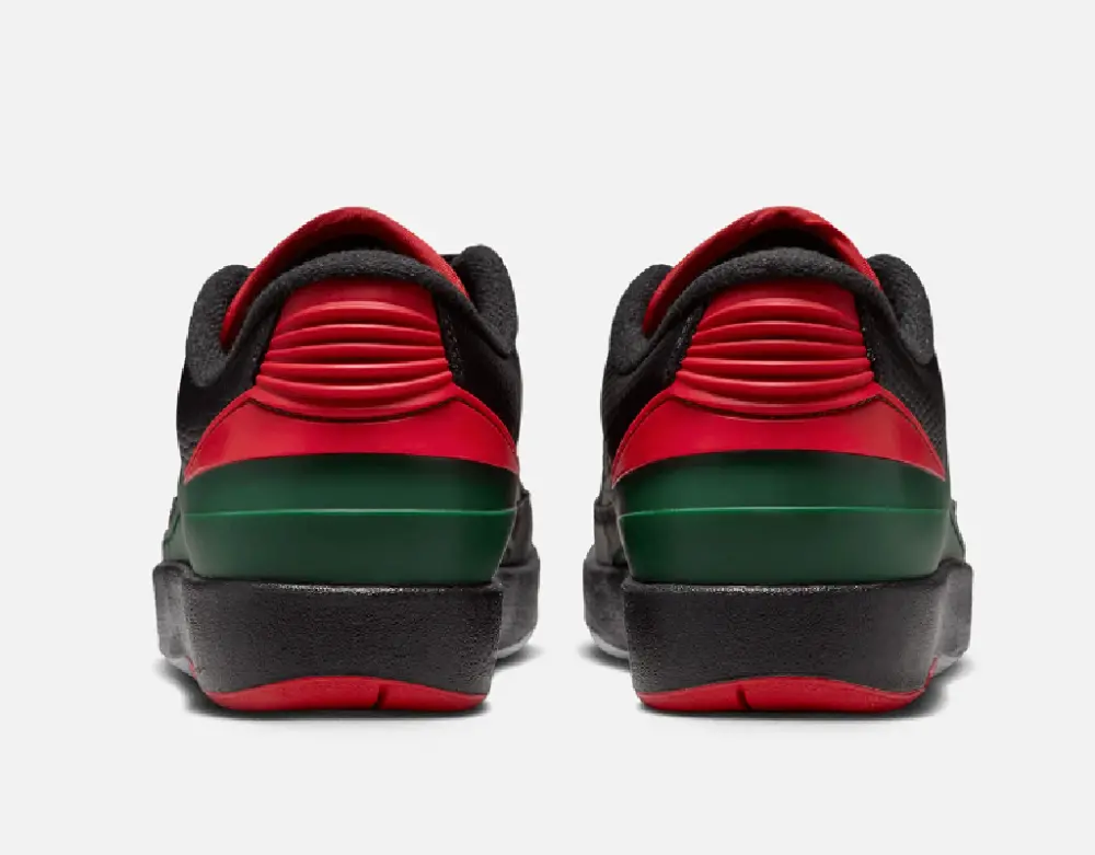 Alternative view of Giày Nike Air Jordan 2 Retro Low GS 'Christmas' FJ6869 006