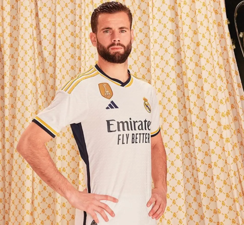 Alternative view of Áo Adidas Real Madrid Authentic 23/24 Home Jersey ‘White’ IA5139