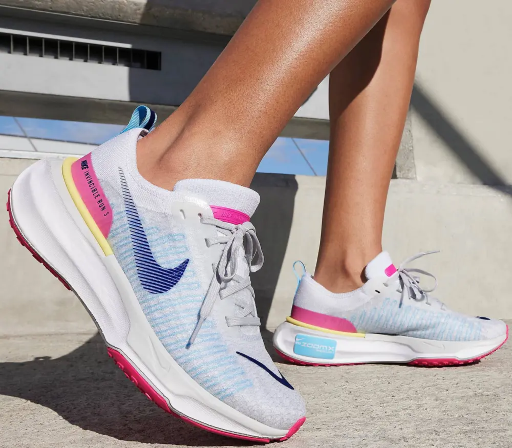 Alternative view of Giày Nike ZoomX Invincible 3 'Photon Dust Royal Pink' DR2660-105