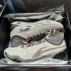 Alternative view of Giày Lining Wade 808 3 Ultra V2 ‘White’ ABAU013-9