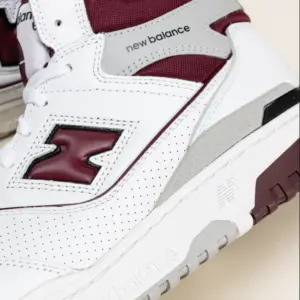 Alternative view of Giày New Balance 650 ‘White Burgundy’ BB650RCH