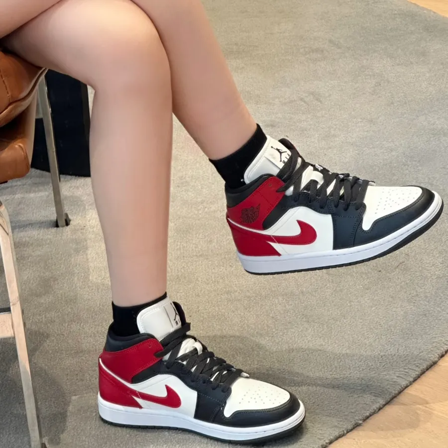 Giày Nike Air Jordan 1 Mid ‘Gym Red Off Noir’ BQ6472-160 - Ảnh 4