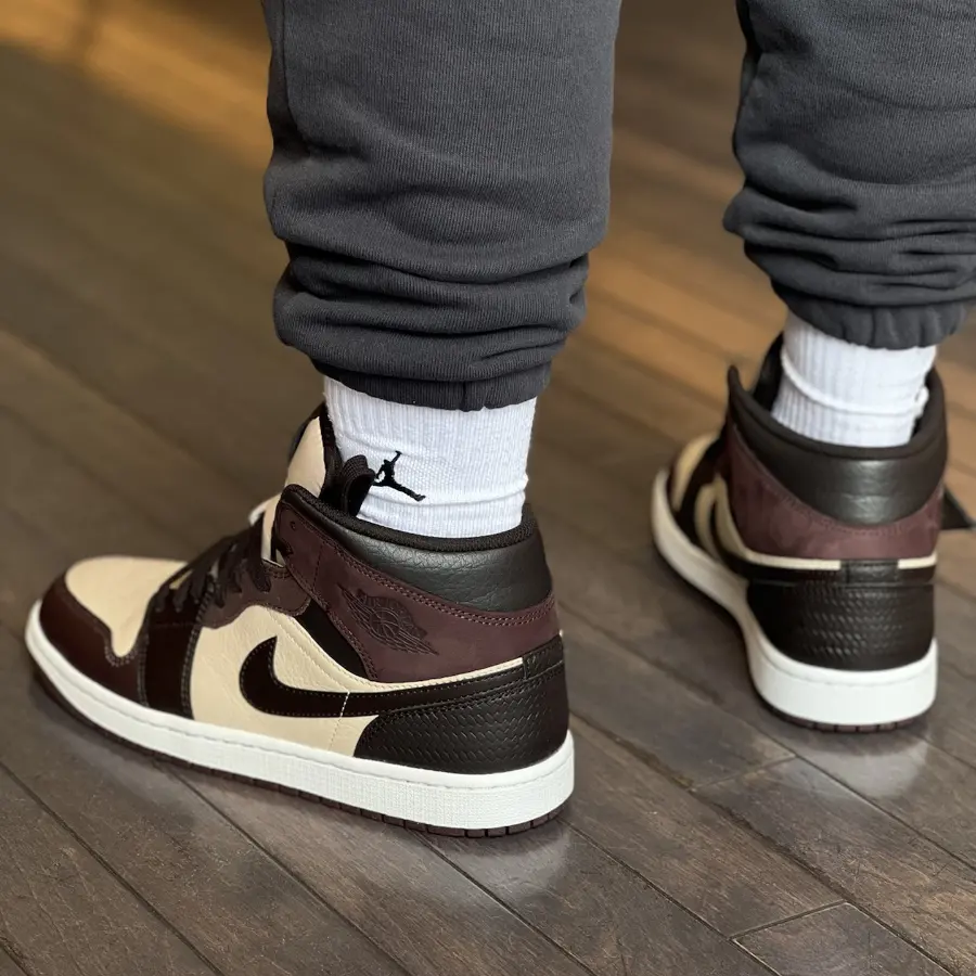 Alternative view of Giày Nike Air Jordan 1 Mid SE ‘Paris YMC’ FZ4359-200