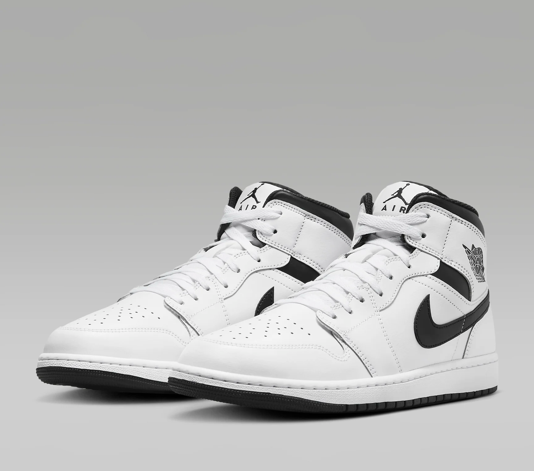 Giày Nike Air Jordan 1 Mid 'White Black' DQ8426-132 - Ảnh 2