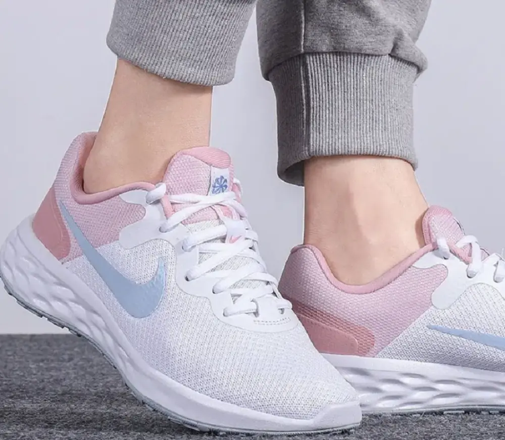 Alternative view of Giày Nike Revolution 6 NN Low-Top Pink/White DC3729-100