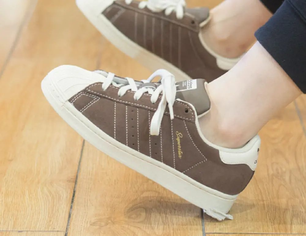 Alternative view of Giày Adidas Originals Superstar Brown Cream IF7677
