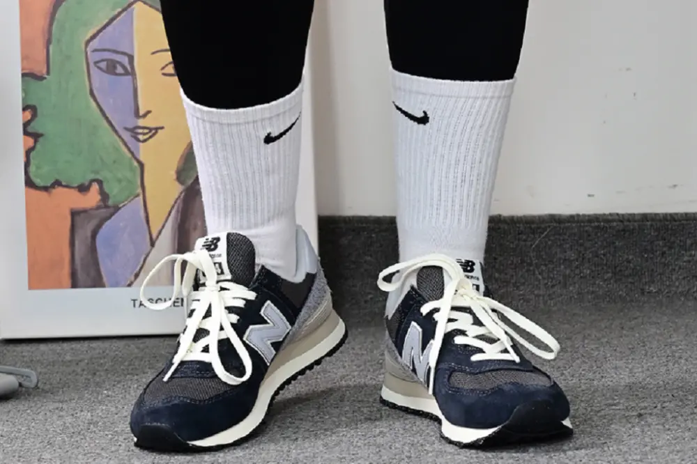 Giày New Balance 574 CNY Sneakers 'Black Grey White U574GM2 - Ảnh 3