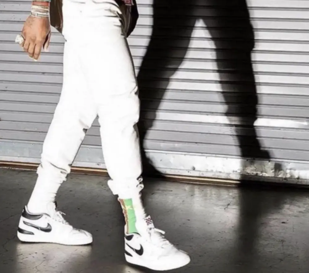 Alternative view of Giày Nike Mac Attack QS SP ‘White Black’ FB8938-101