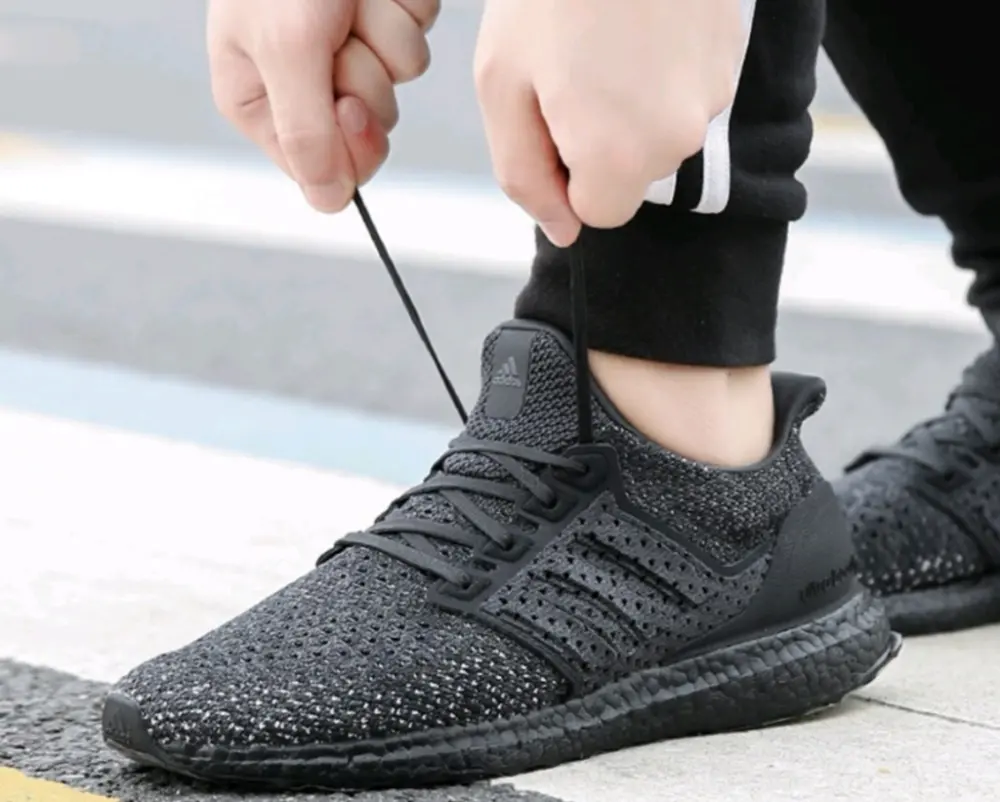 Alternative view of Giày Adidas UltraBoost Clima Limited ‘Carbon’ CQ0022