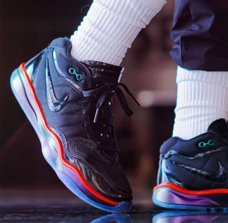 Giày Nike Air Zoom GT Hustle 2 ‘Greater Than Ever’ FV4137-001 - Ảnh 3