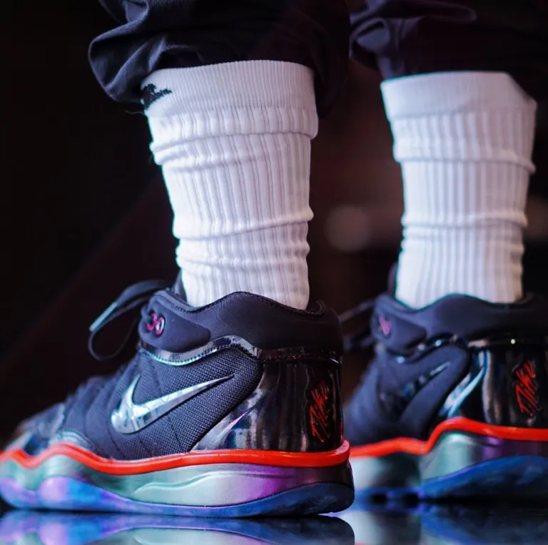 Giày Nike Air Zoom GT Hustle 2 ‘Greater Than Ever’ FV4137-001 - Ảnh 2