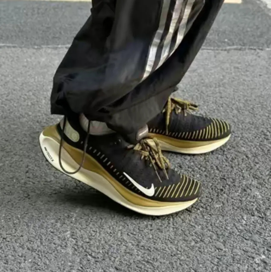 Giày Nike React Infinity Run 4 ‘Black Gold Beige’ DR2665-006 - Ảnh 5