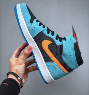 Alternative view of Giày Nike Jordan 1 Zoom CMFT 2 'Bleached Aqua' DV1307-408
