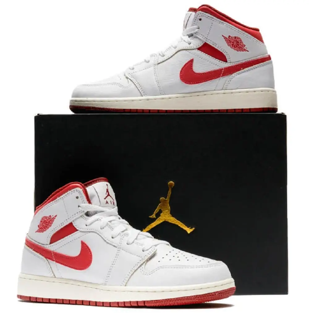 Alternative view of Giày Nike Air Jordan 1 Mid SE GS 'Plaid' FD5460-608