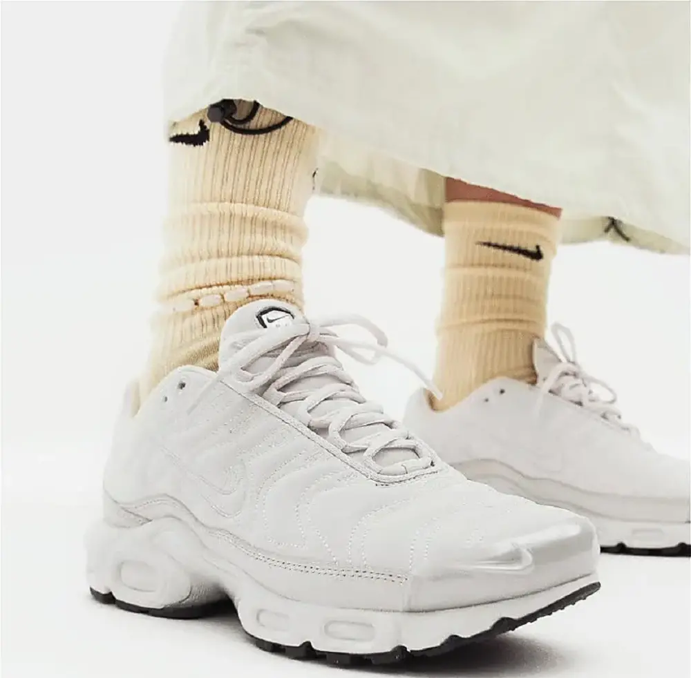 Giày Nike Air Max Plus Platinum Tint FZ4342-001 - Ảnh 3