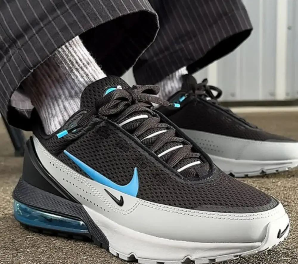 Alternative view of Giày Nike Air Max Pulse ‘Black Blue Smoke Grey’ DR0453-002