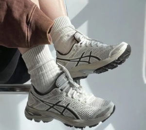 Alternative view of Giày Asics Gel-Flux 4 'Grey Black' 1011A614-020