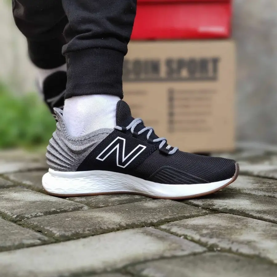 Giày New Balance Fresh Foam Roav ‘Tee Shirt Black Light Aluminum’ MROAVTK - Ảnh 3