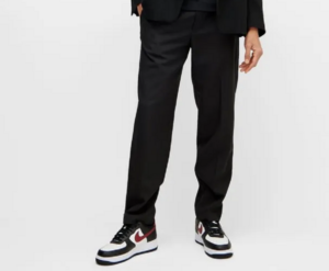 Alternative view of Giày Nike Air Force 1 '07 'Black Dark Team Red' FZ4615-001