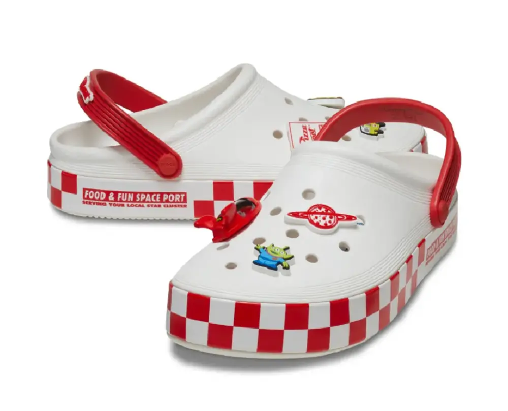 Dép Crocs Off Court Clog Toy Story Pizza Planet 209816-100 - Ảnh 4