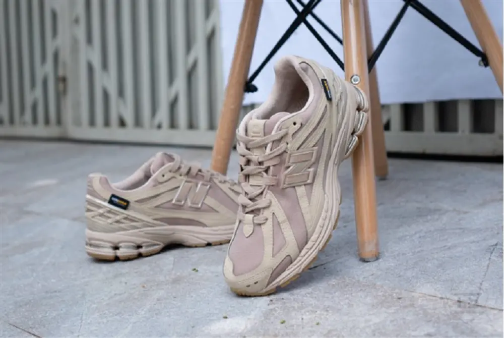 Giày New Balance 1906R Cordura Desert Tan M1906RT - Ảnh 4