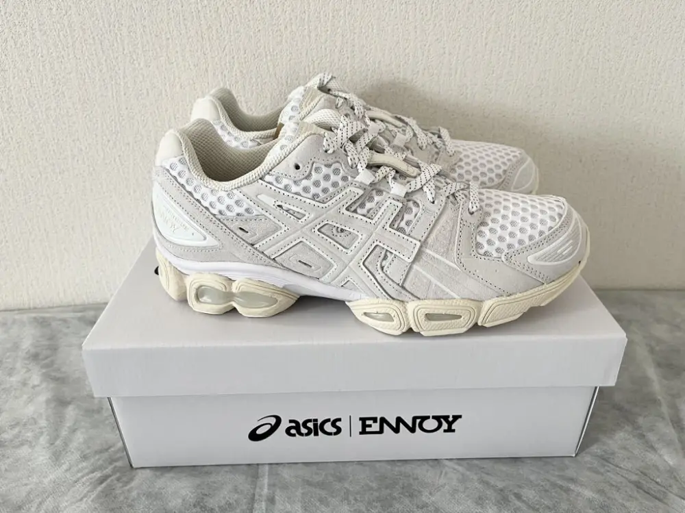 Alternative view of Giày Asics Gel-Nimbus 9 x ENNOY  'White Cream' 1201B034-100