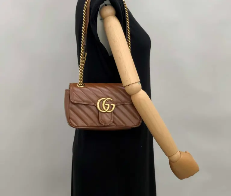 Alternative view of Túi Gucci GG Marmont Mini Matelassé Shoulder Bag Brown ‎446744-0OLFT-2535