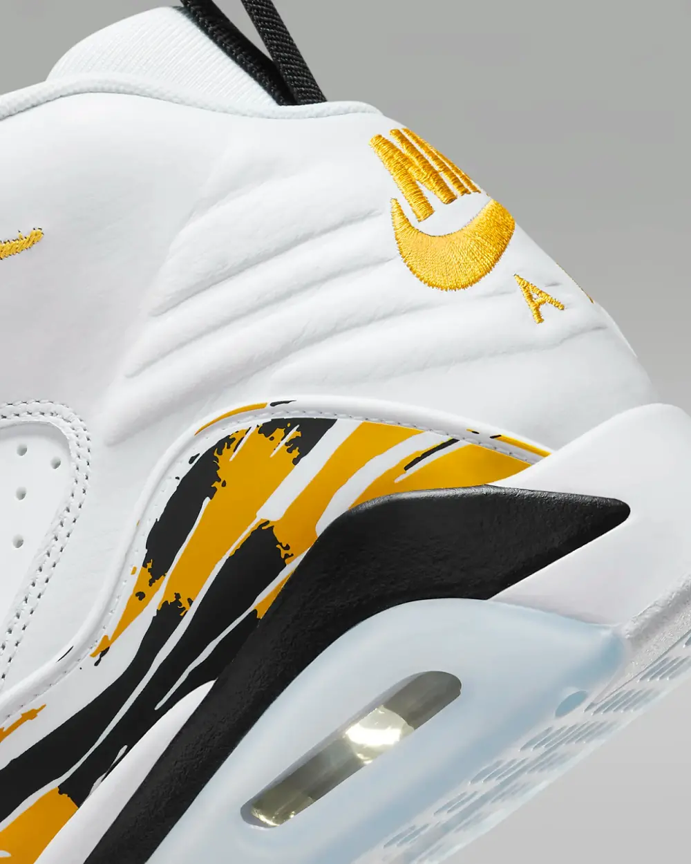 Alternative view of Giày Nike Air Jordan Jumpman MVP 678 'White Yellow' DZ4475-107