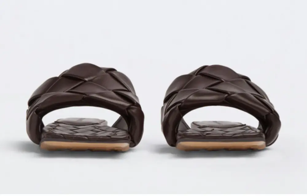 Alternative view of Dép Bottega Veneta Lido Flat Sandal ‘Fondant’ 608853VBSS02113