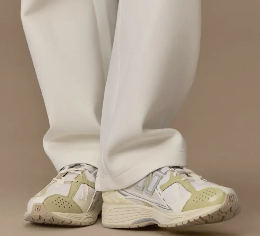 Giày New Balance 1906R Lunar New Year White M1906NLY - Ảnh 5