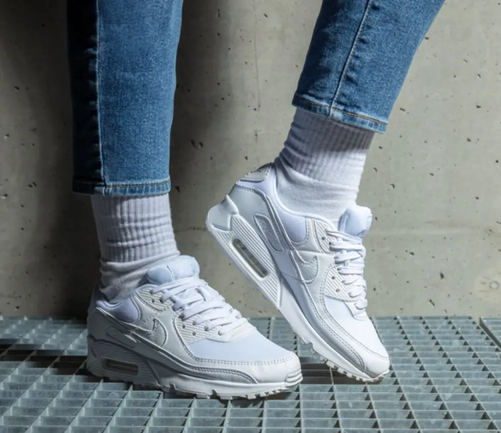 Giày Nike Air Max 90 ‘Triple White’ DH8010-100 - Ảnh 3